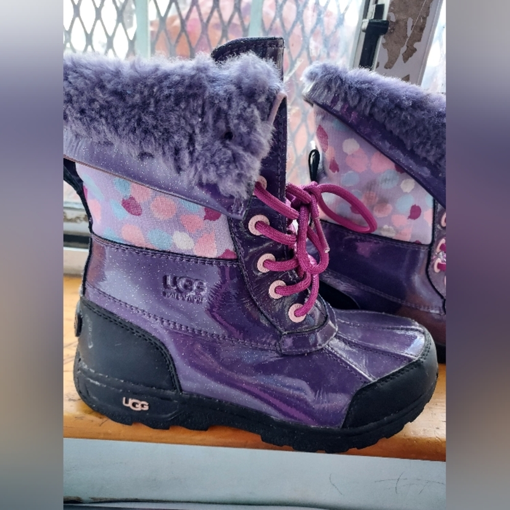 Ugg snow boots